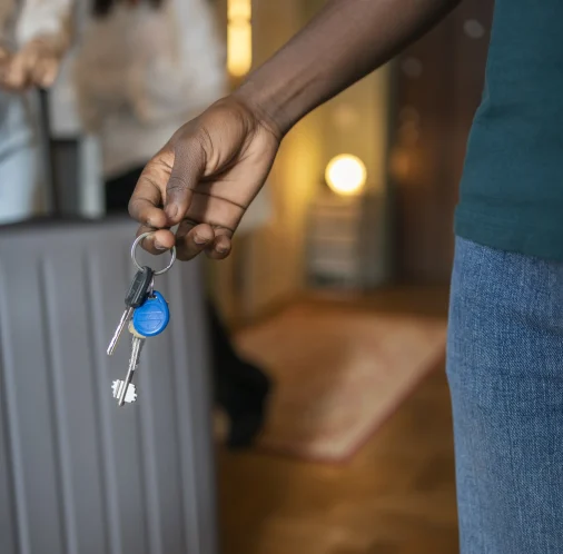 hote-airbnb-accueillant-les-invites